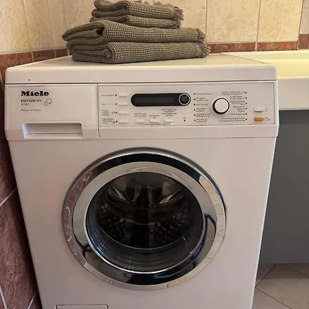 Three-room In Lunheim